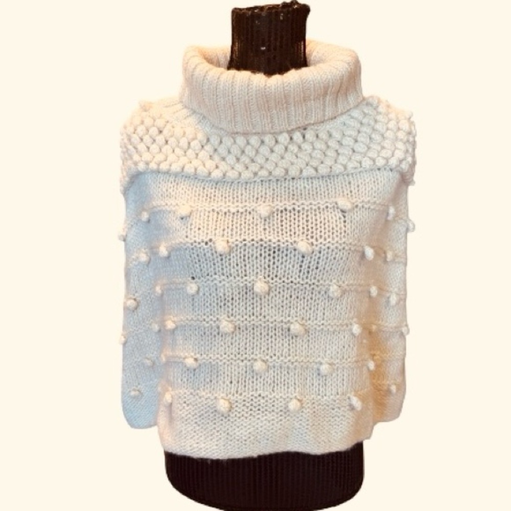 Anthropologie - Sleeping On Snow, Chunky Knit Cream Wool Turtleneck Poncho